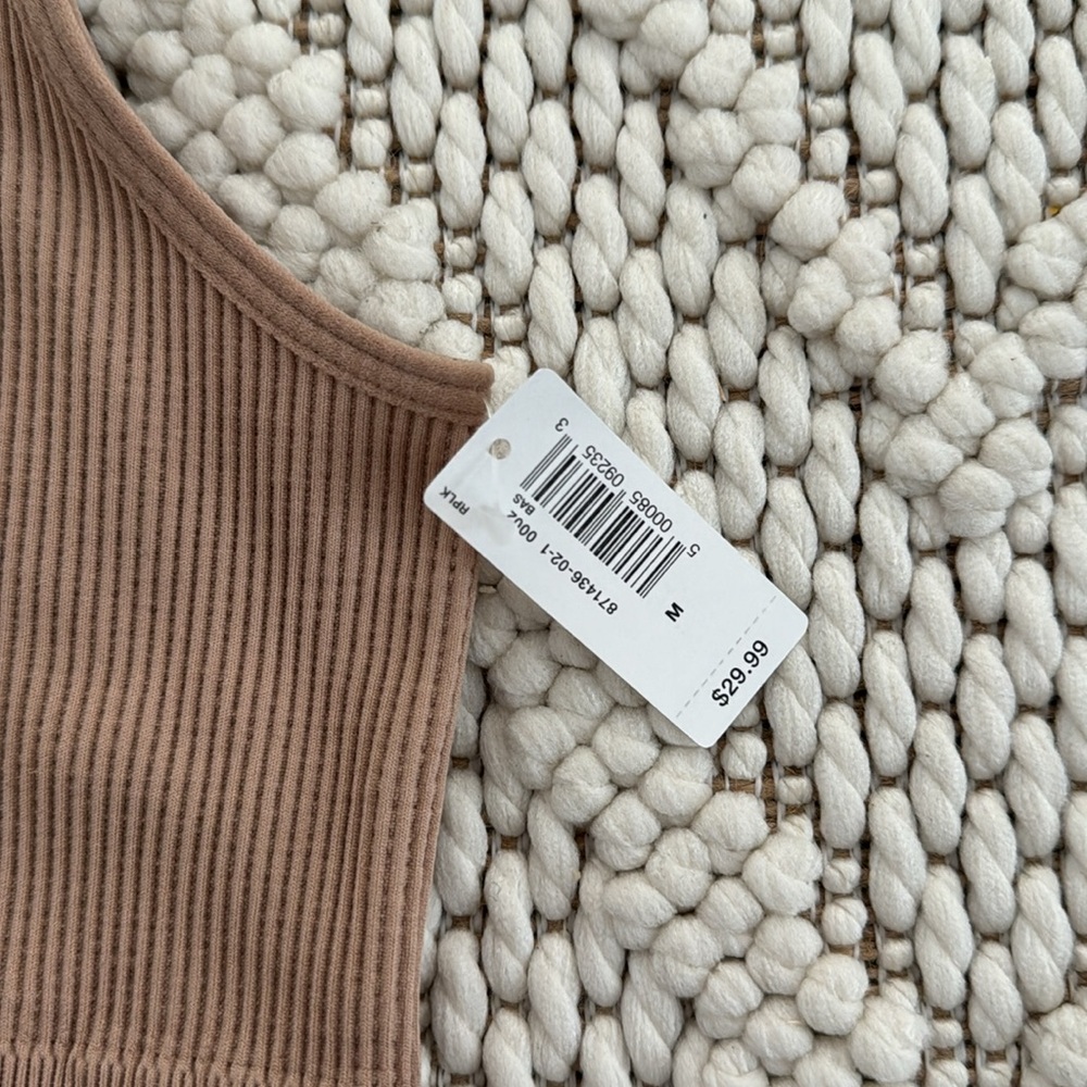 Seamless Ribbed Bralette - Picture 2 of 4